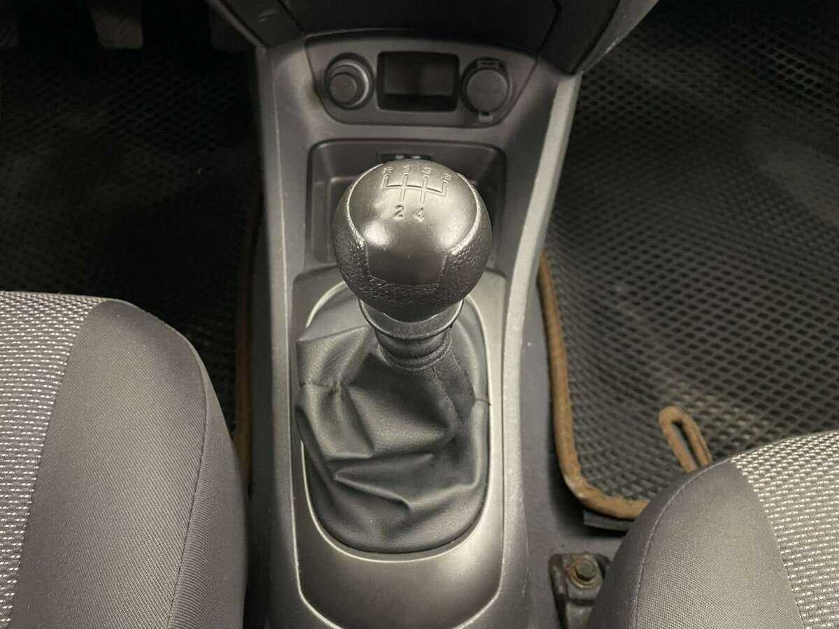 Kia Rio, 2010 Фото №13