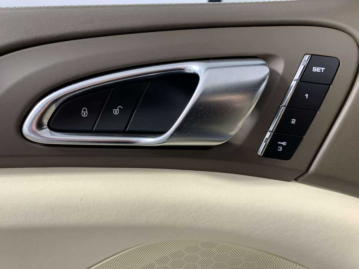 Porsche Cayenne S, 2012 Фото №16