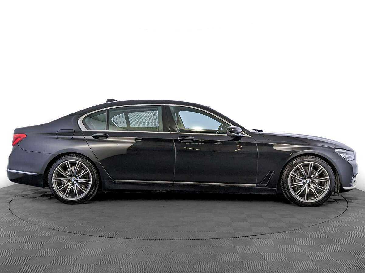 BMW 7 серии Long 740Li xDrive, 2016 - 65 355 км. | Фото №4