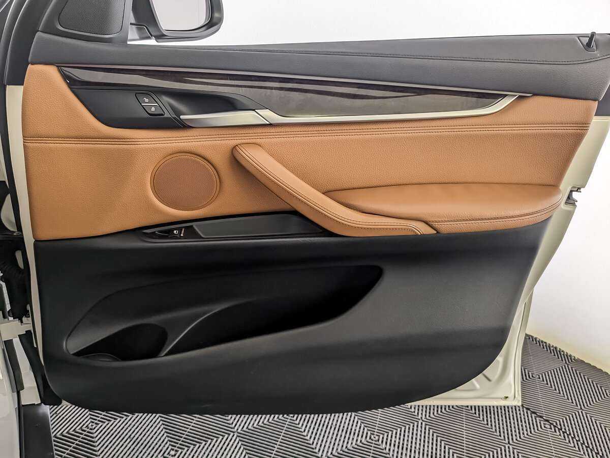 BMW X6 35i, 2016 Фото №21