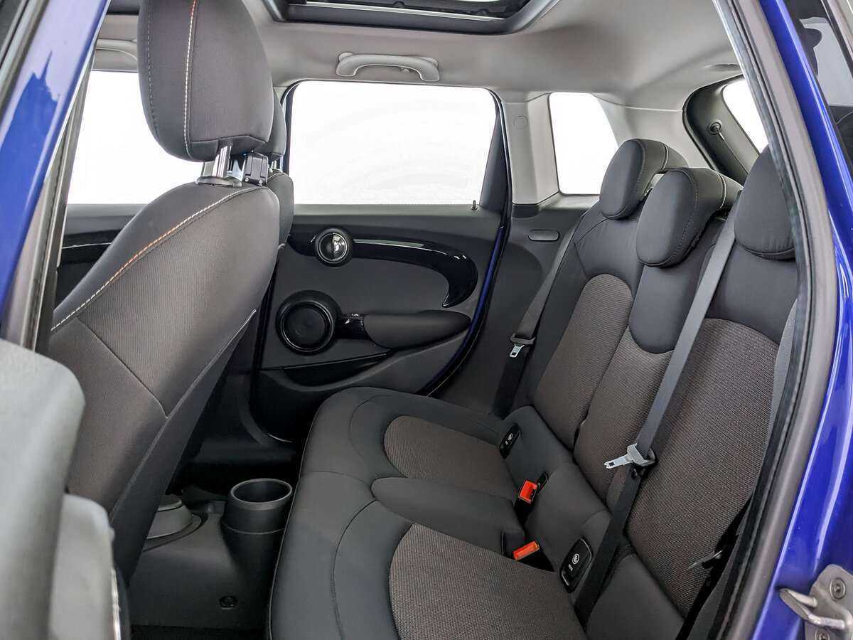 Mini Hatch Cooper, 2018 - 117 747 км. | Фото №8