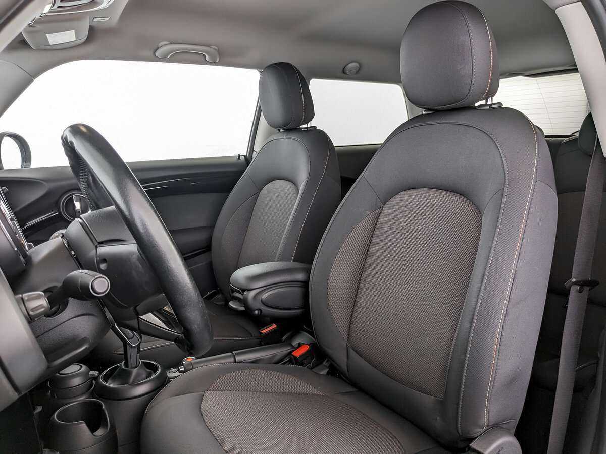 Mini Hatch Cooper, 2018 Фото №15