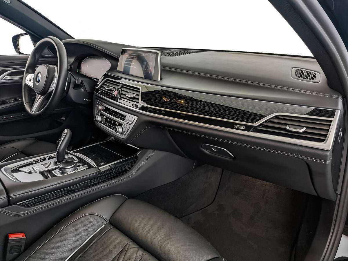 BMW 7 серии 730d xDrive, 2020 Фото №9