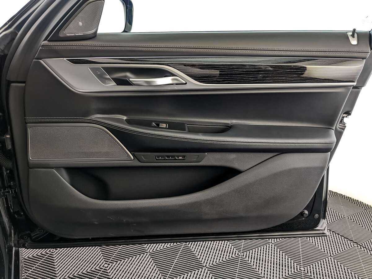 BMW 7 серии 730d xDrive, 2020 Фото №20