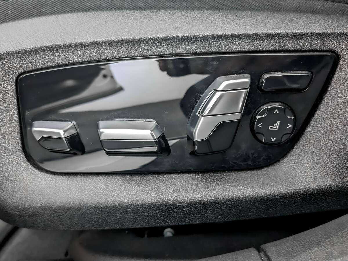 BMW 7 серии 740d xDrive, 2019 Фото №15