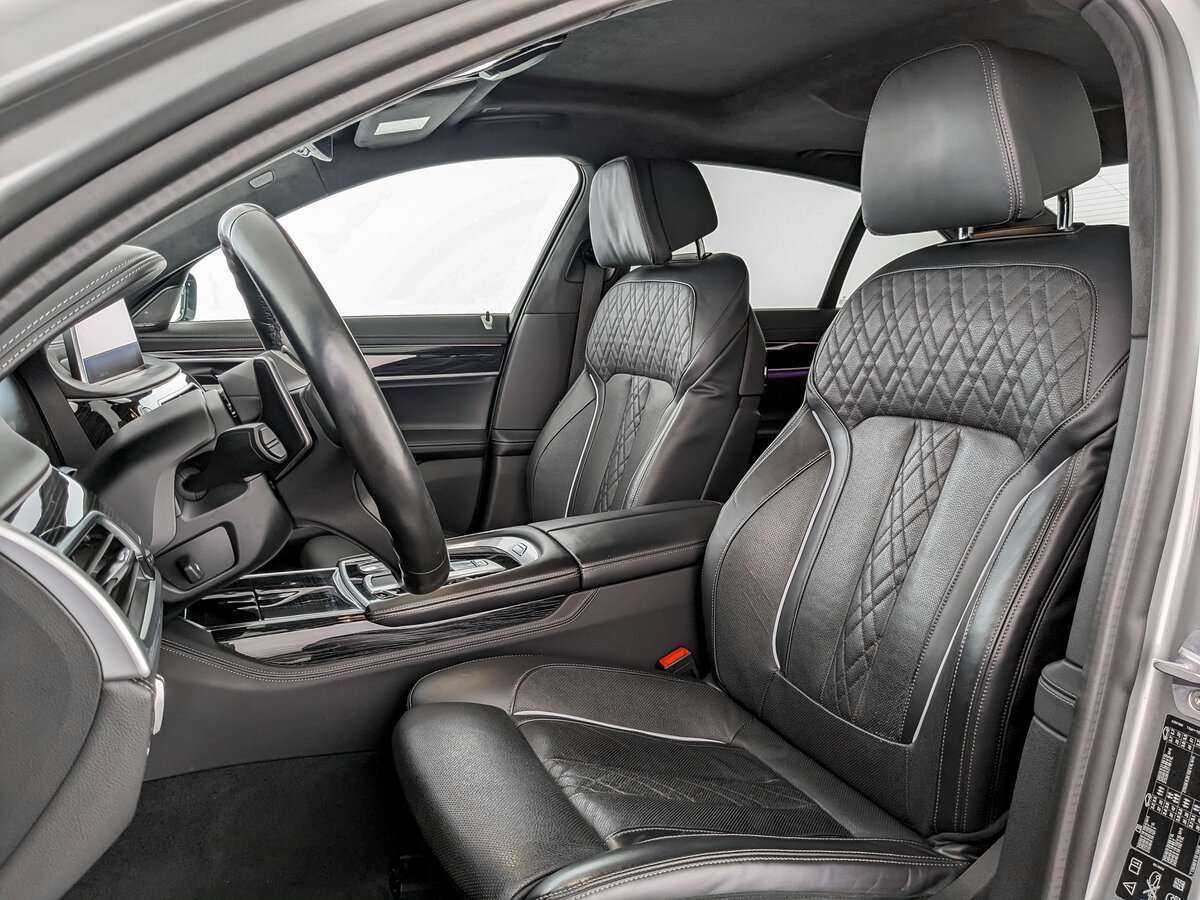 BMW 7 серии 740d xDrive, 2019 Фото №16