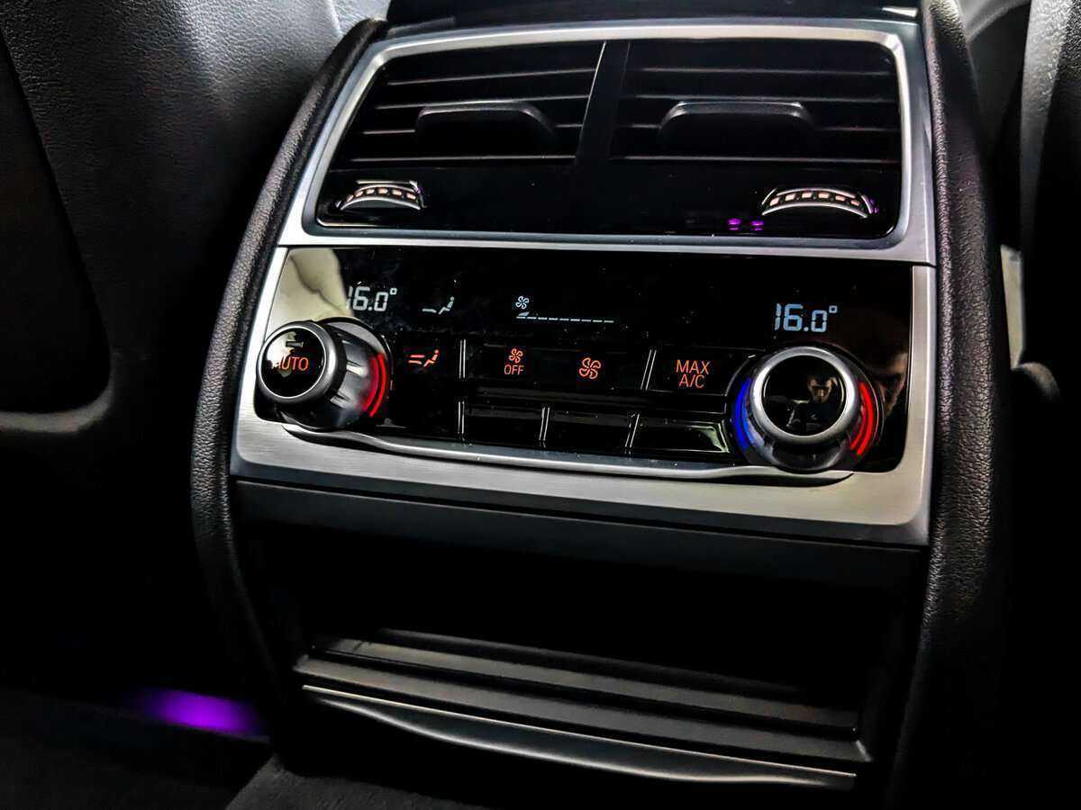 BMW 7 серии 730d xDrive, 2019 Фото №23