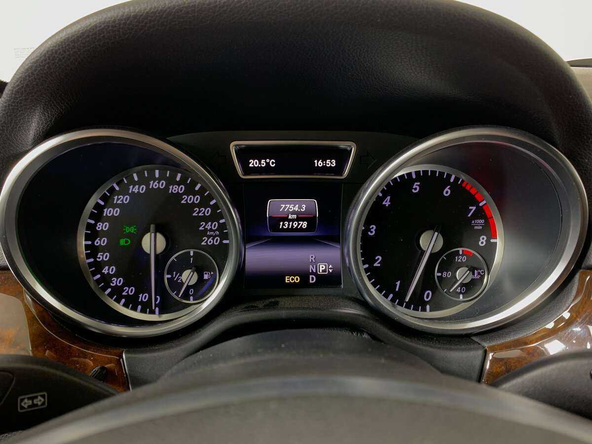 Mercedes-Benz M-Класс 400, 2014 Фото №14