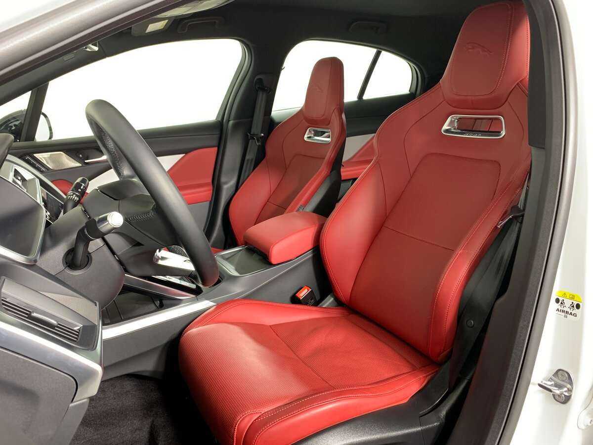 Jaguar I-Pace, 2021 Фото №12