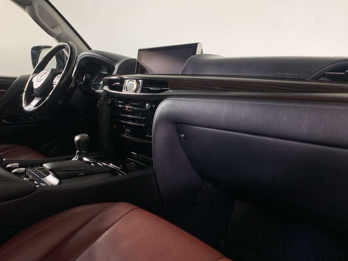 Lexus LX 570, 2017 Фото №12