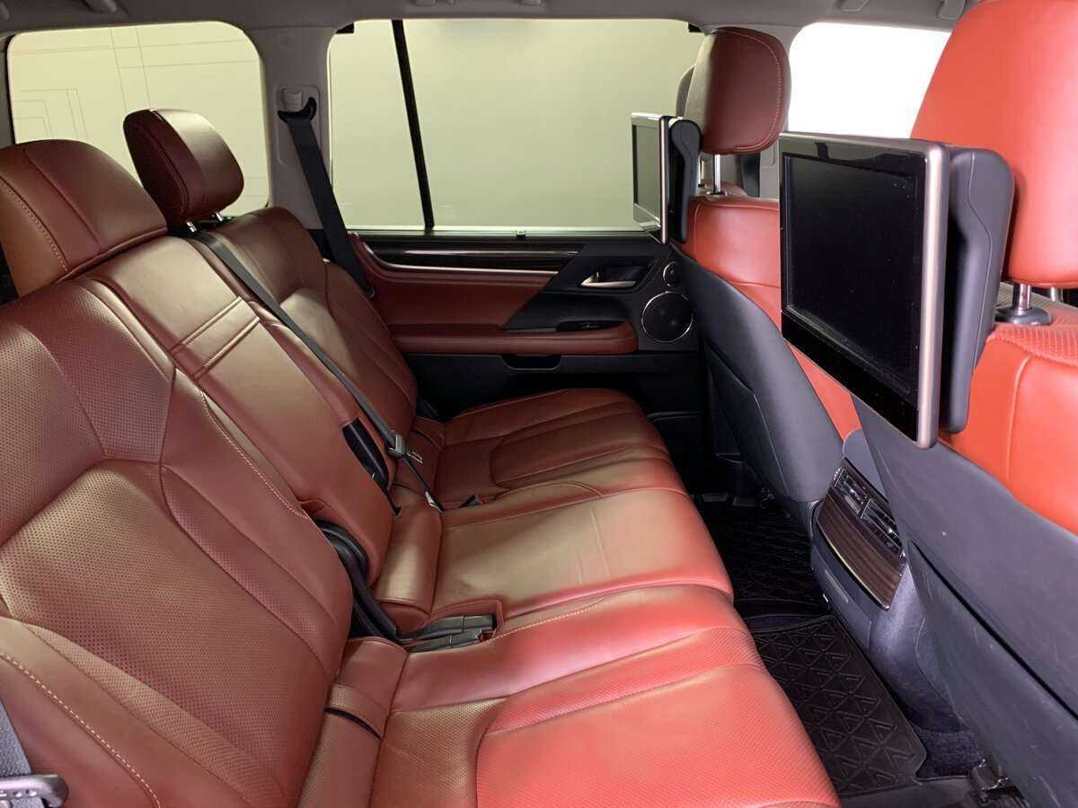 Lexus LX 570, 2017 Фото №16
