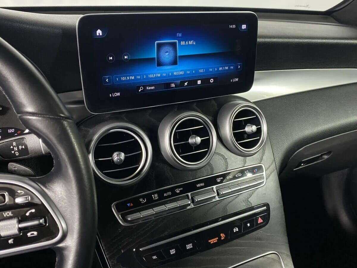 Mercedes-Benz GLC 200, 2021 Фото №18