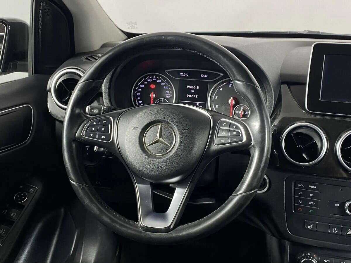 Mercedes-Benz B-Класс 180, 2015 Фото №10