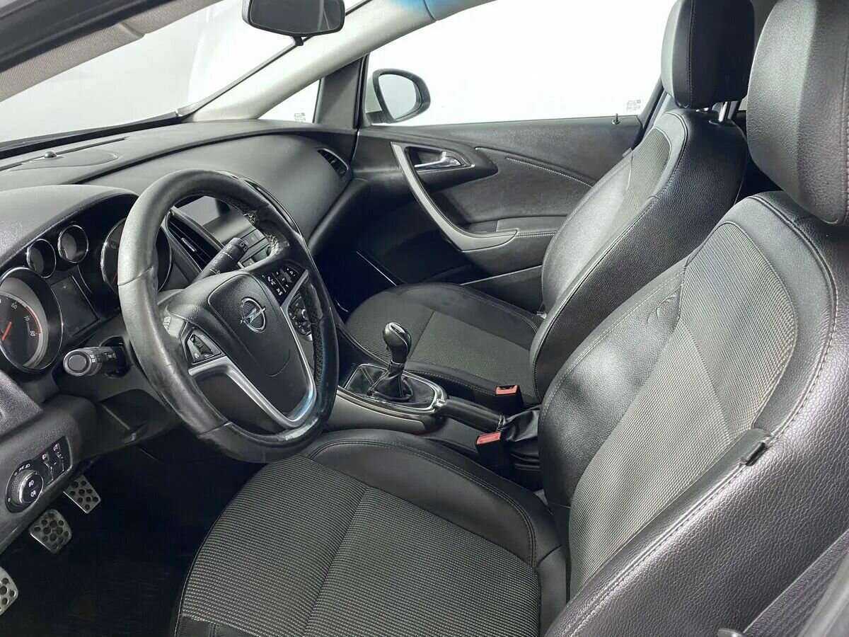 Opel Astra, 2012 - 188 000 км. | Фото №8