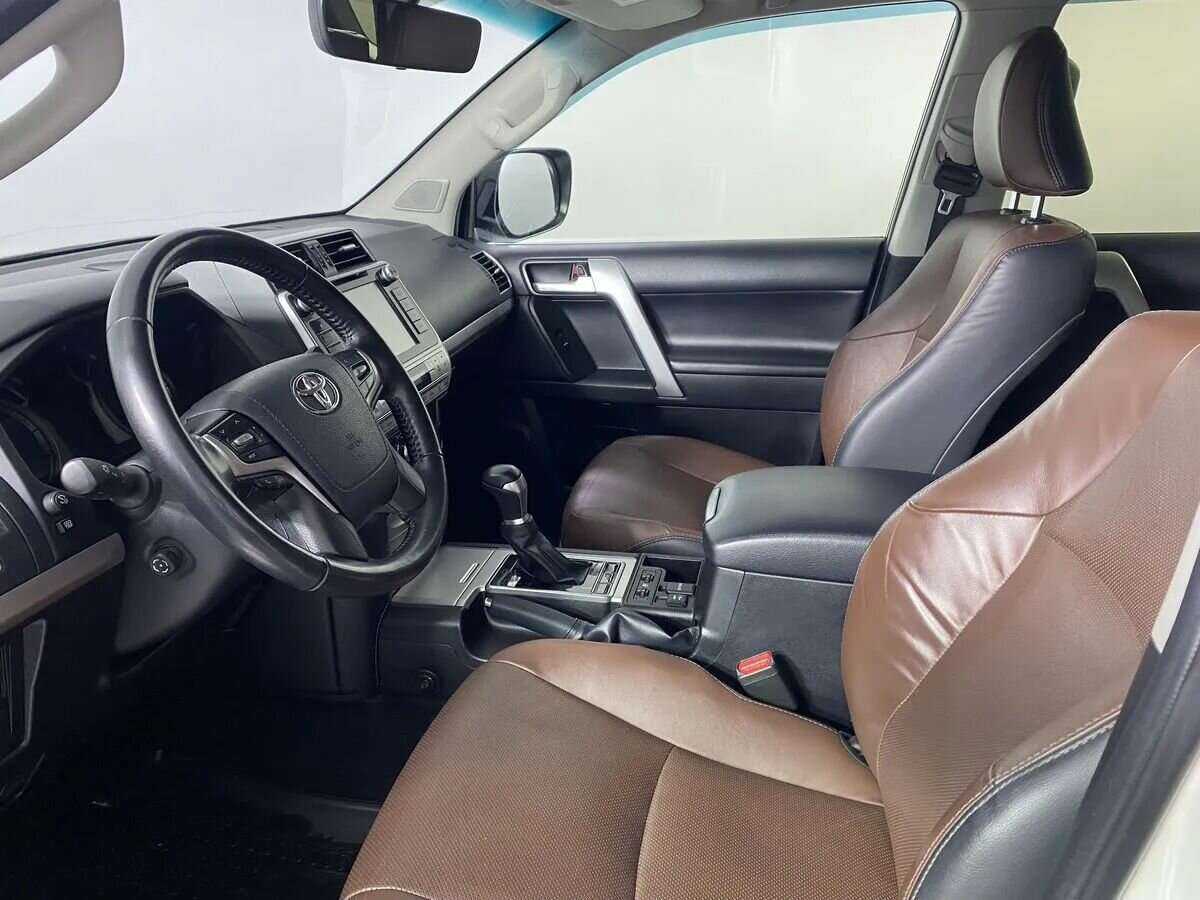 Toyota Land Cruiser Prado, 2020 Фото №9