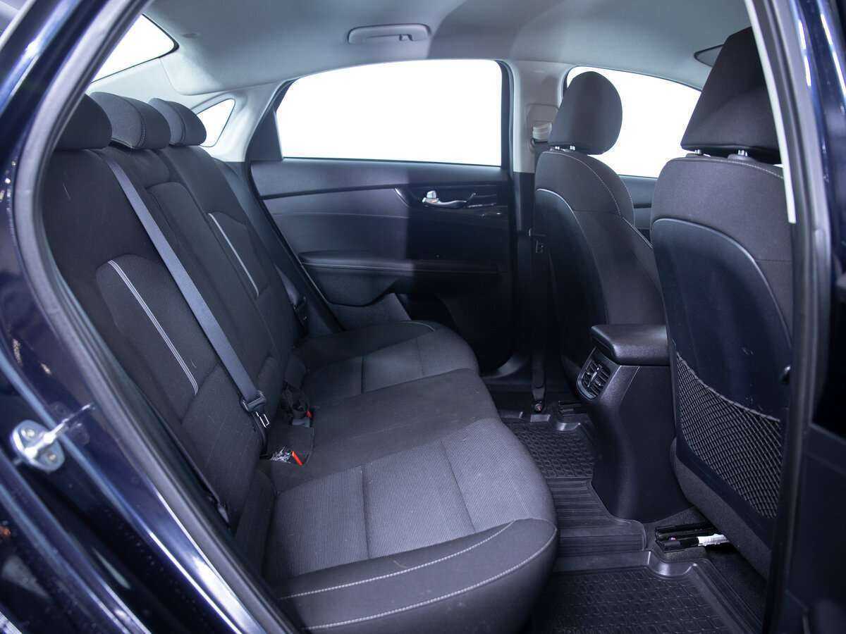 Kia Cerato, 2021 Фото №17