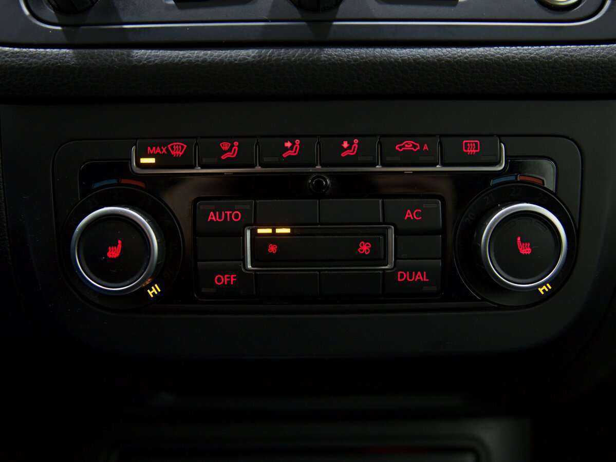 Volkswagen Golf Plus, 2011 Фото №12