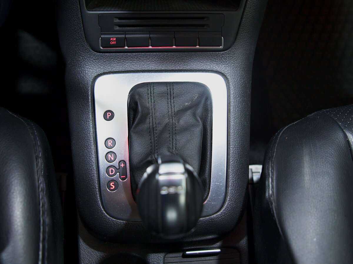 Volkswagen Golf Plus, 2011 Фото №13