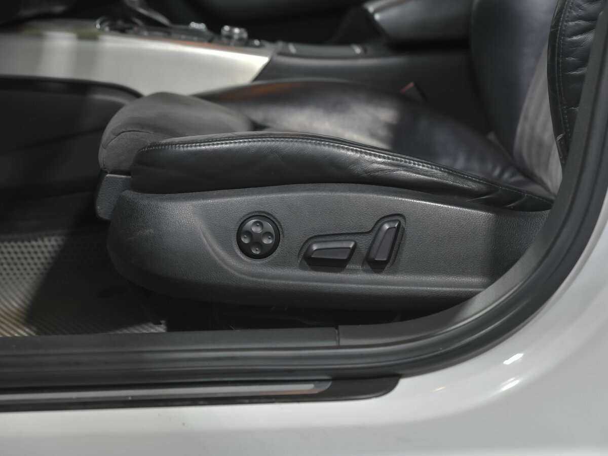 Audi A6, 2011 Фото №14