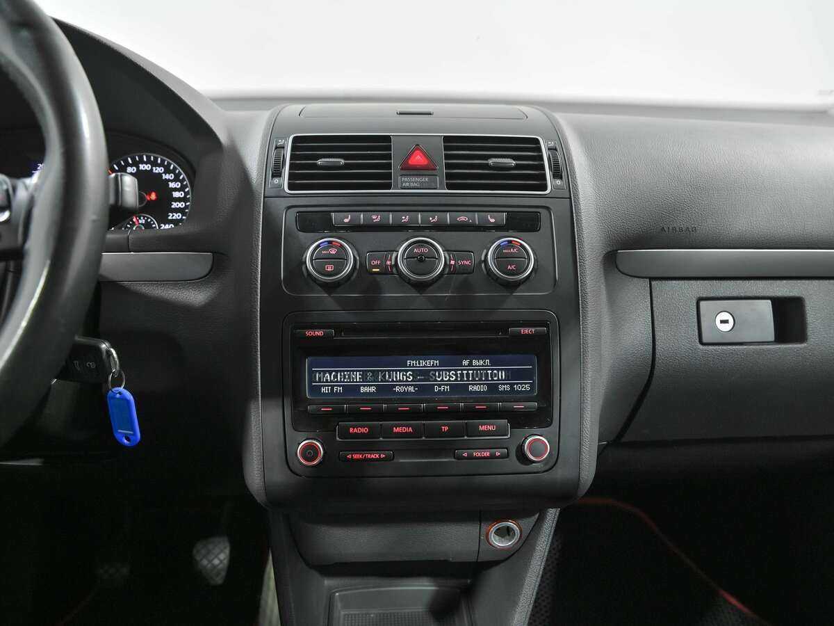 Volkswagen Touran, 2013 Фото №10