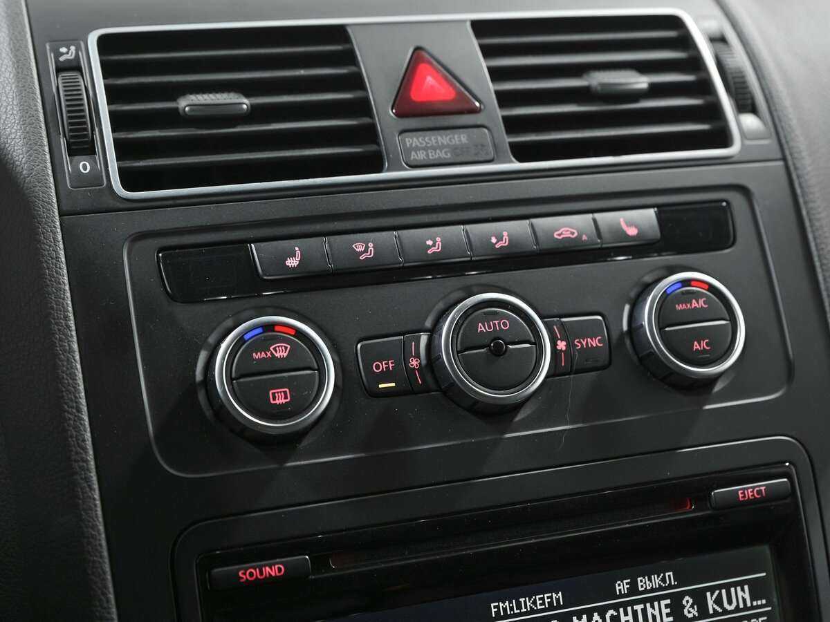 Volkswagen Touran, 2013 Фото №11