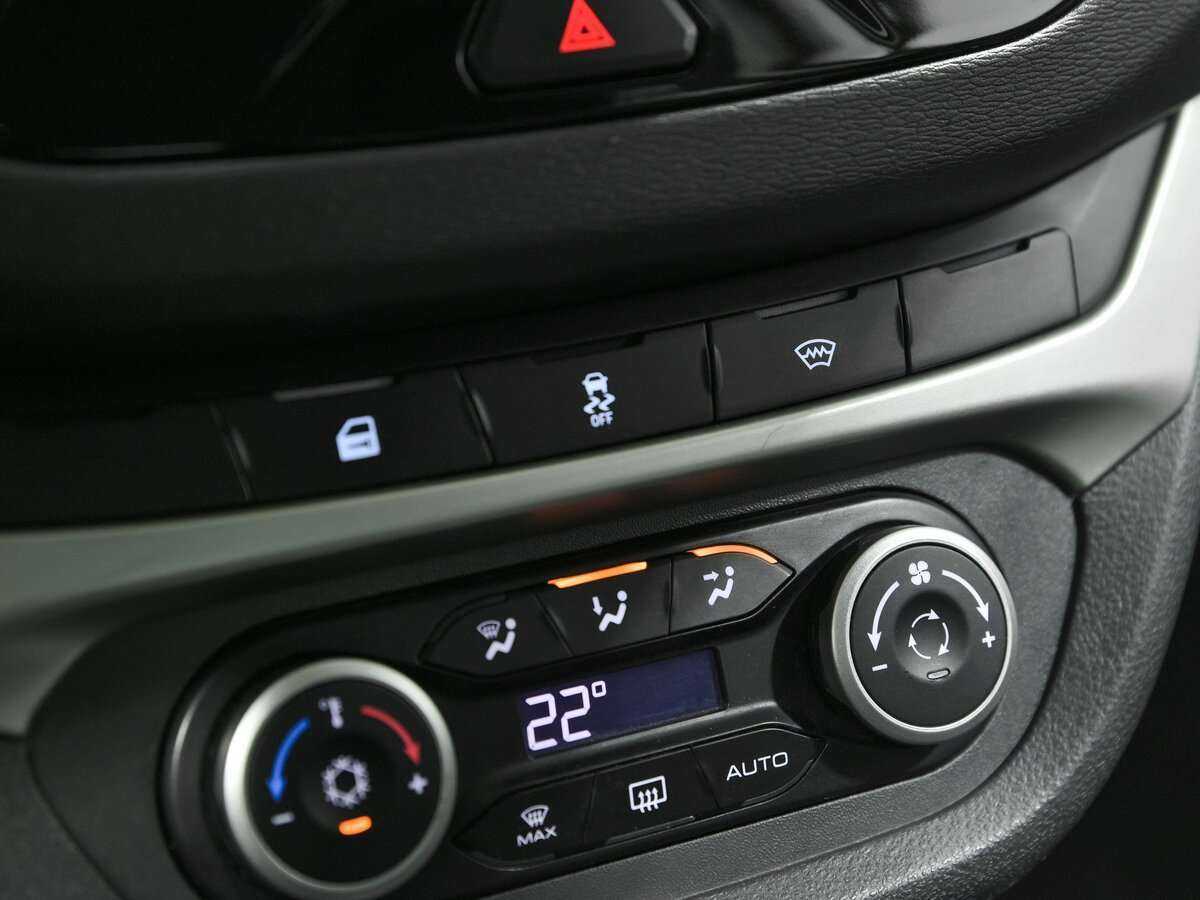 Lada (ВАЗ) Vesta SW Cross, 2019 - 94 162 км. | Фото №8