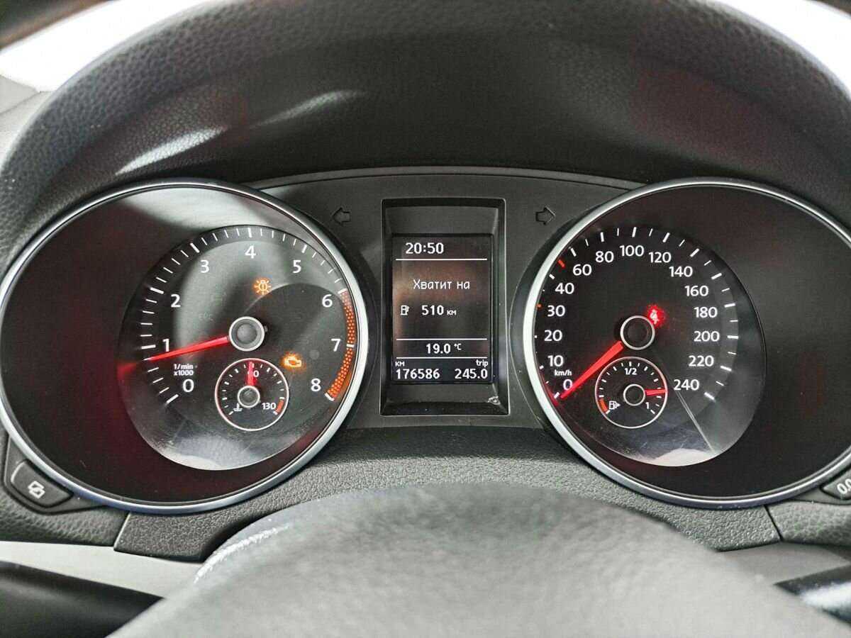 Volkswagen Golf, 2010 Фото №13