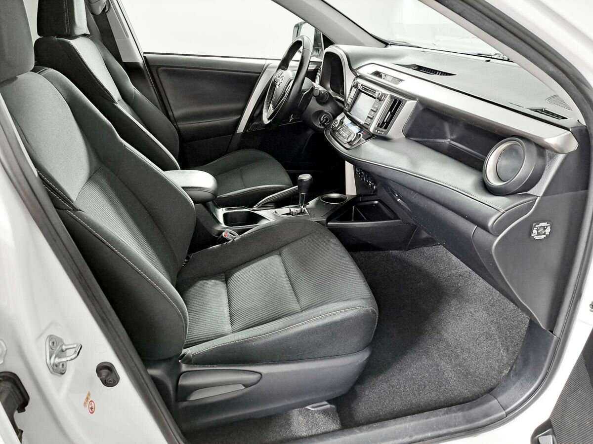 Toyota RAV4, 2015 - 254 695 км. | Фото №7