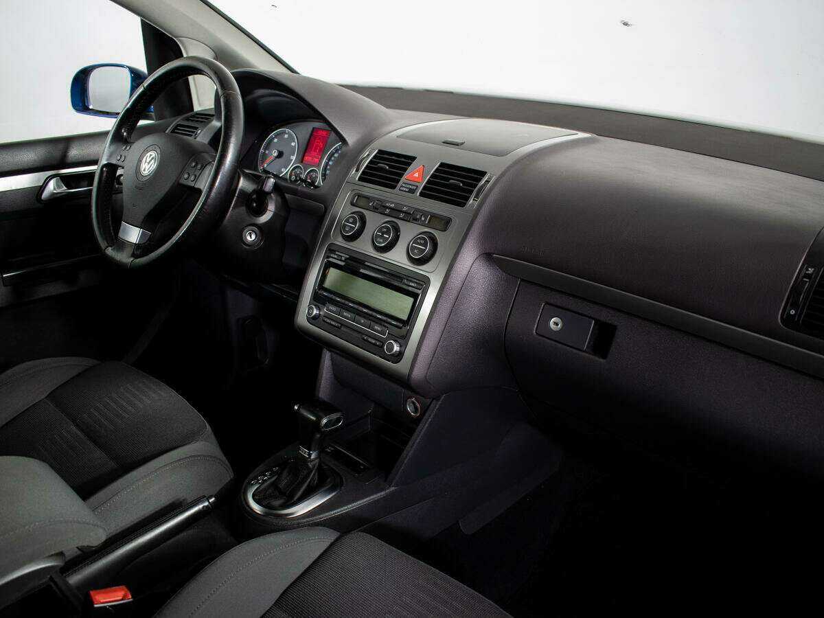 Volkswagen Touran, 2008 Фото №9