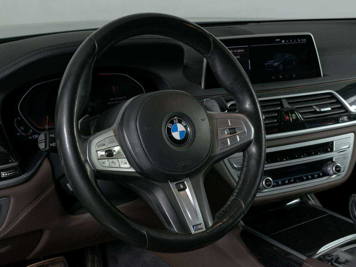 BMW 7 серии 730i, 2020 Фото №17