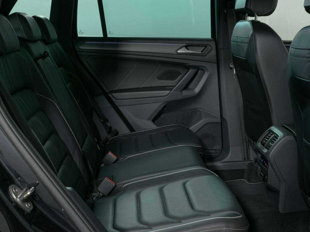 Volkswagen Tiguan, 2021 Фото №13