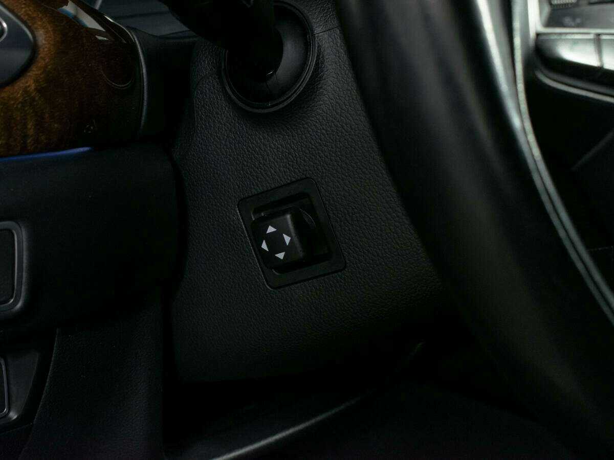 Genesis G90, 2017 Фото №22