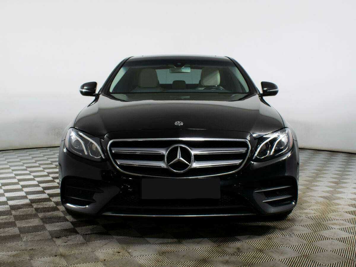Mercedes-Benz E-Класс 300, 2017 - 129 604 км. | Фото №2