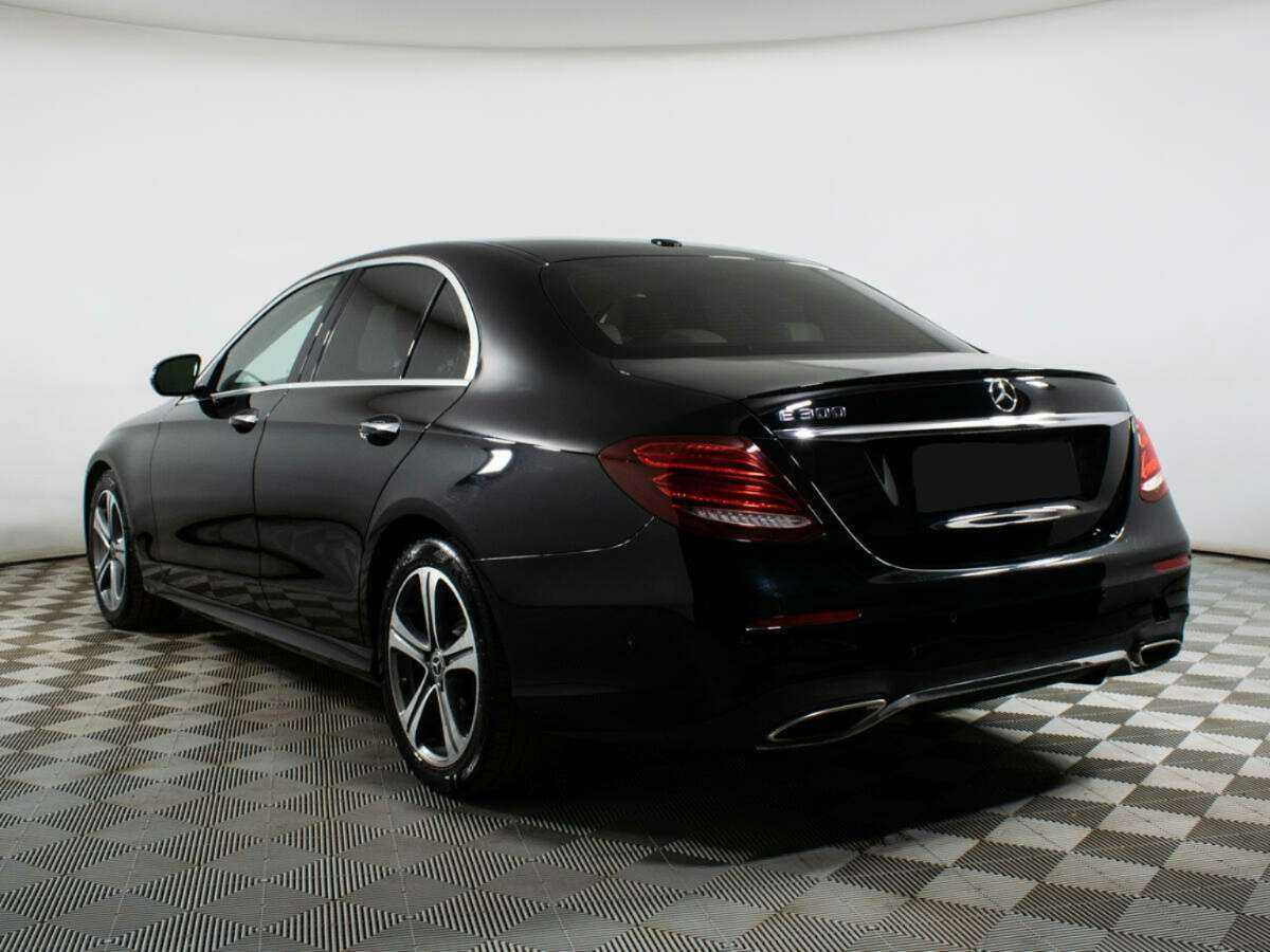 Mercedes-Benz E-Класс 300, 2017 - 129 604 км. | Фото №6