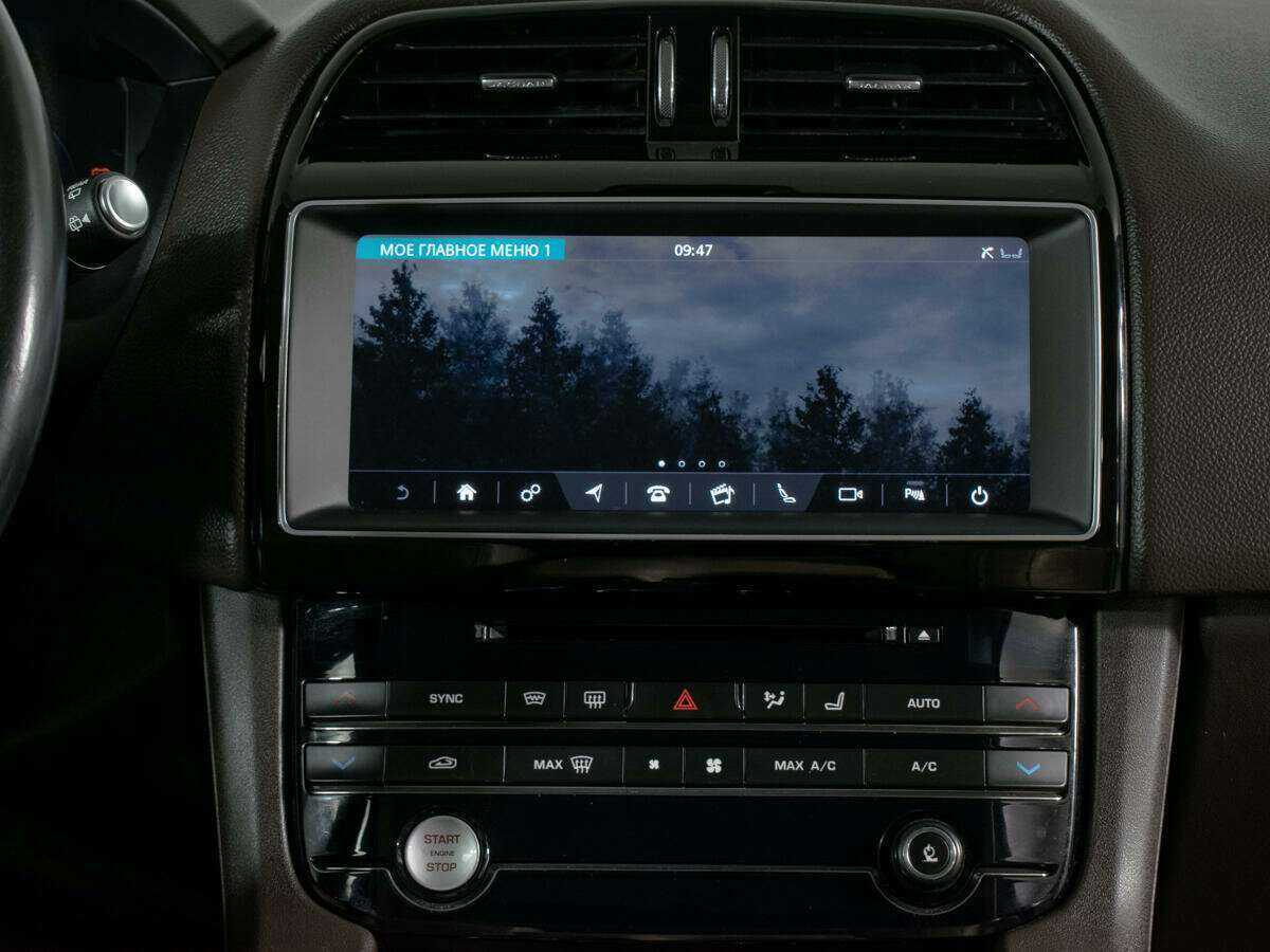 Jaguar F-Pace, 2016 Фото №13