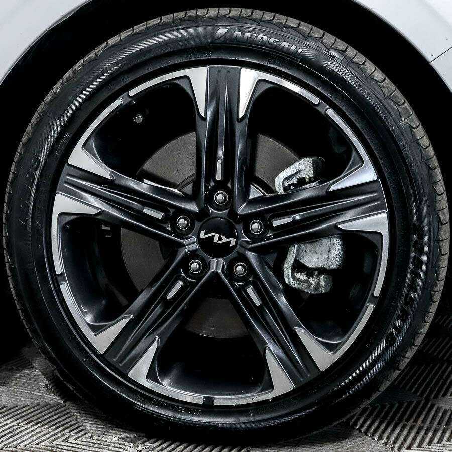 Kia K5, 2022 Фото №16