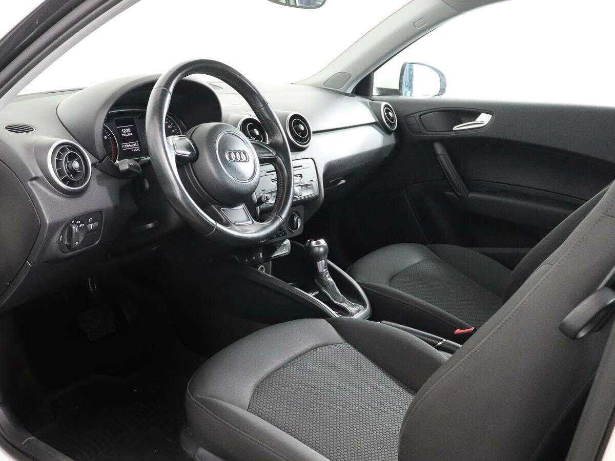 Audi A1, 2011 Фото №8