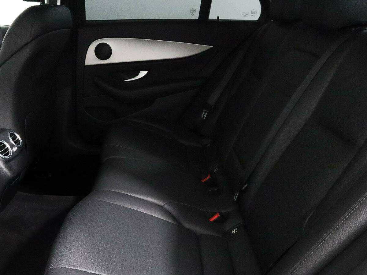 Mercedes-Benz E-Класс 220 d, 2022 - 6 296 км. | Фото №8