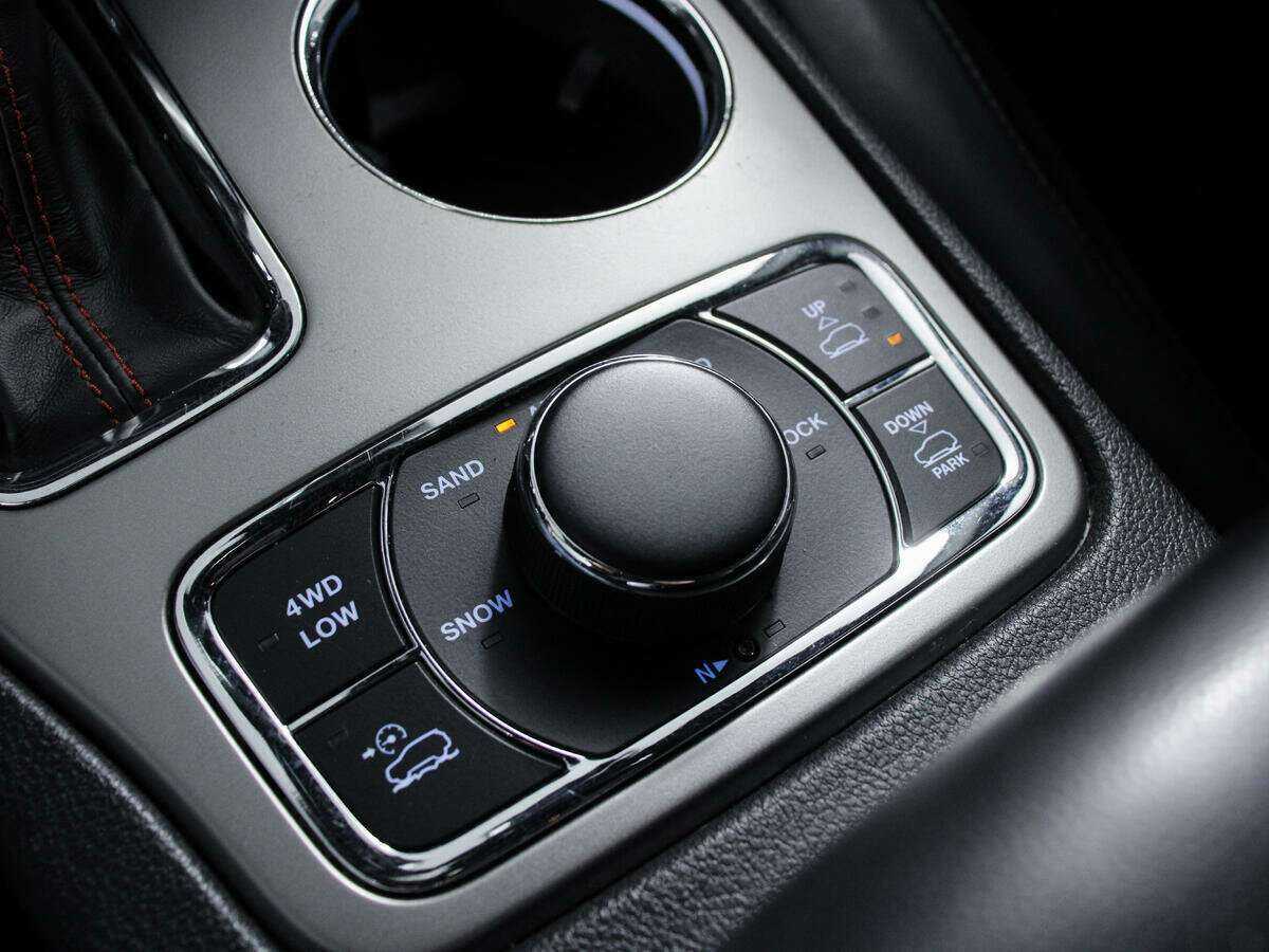 Jeep Grand Cherokee, 2018 Фото №21