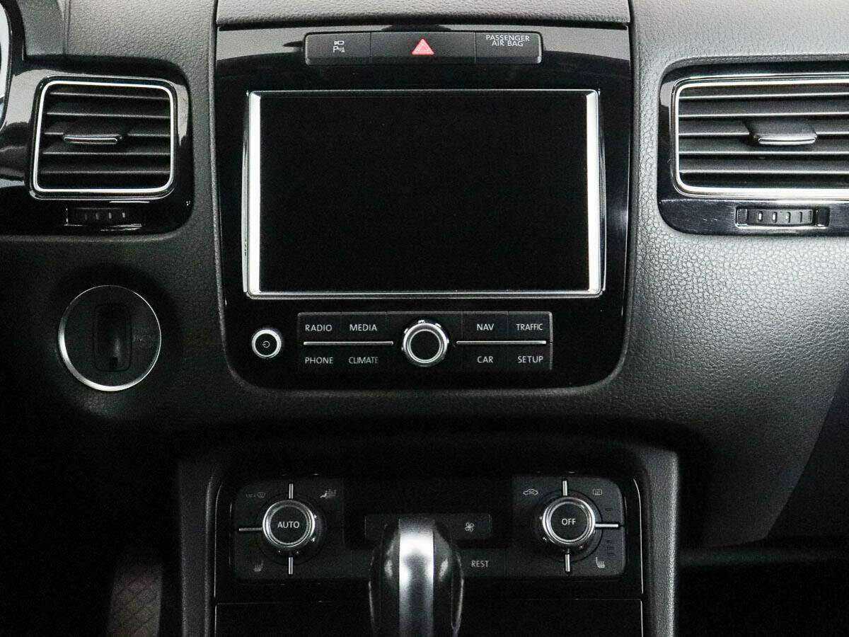 Volkswagen Touareg, 2010 Фото №10