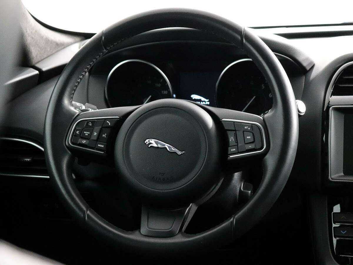 Jaguar F-Pace, 2020 Фото №12