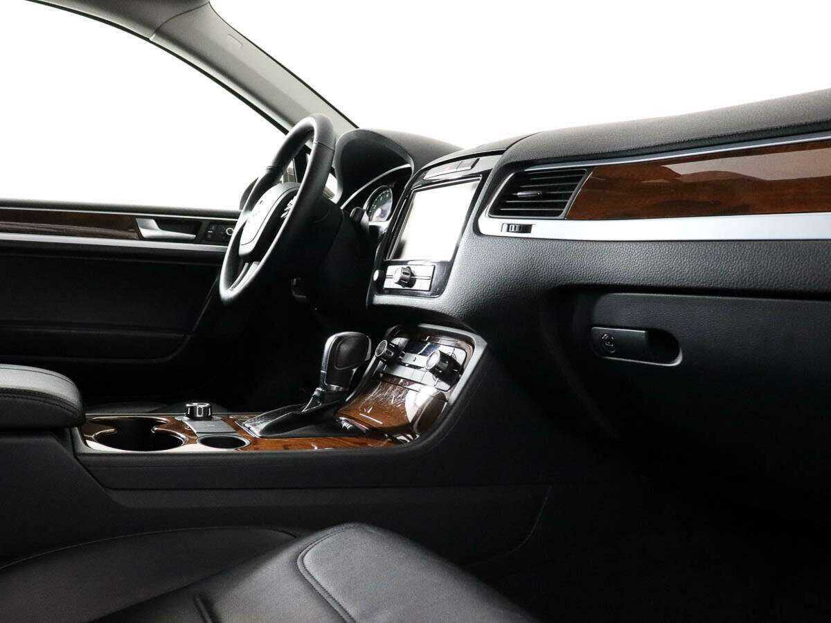 Volkswagen Touareg, 2010 Фото №6