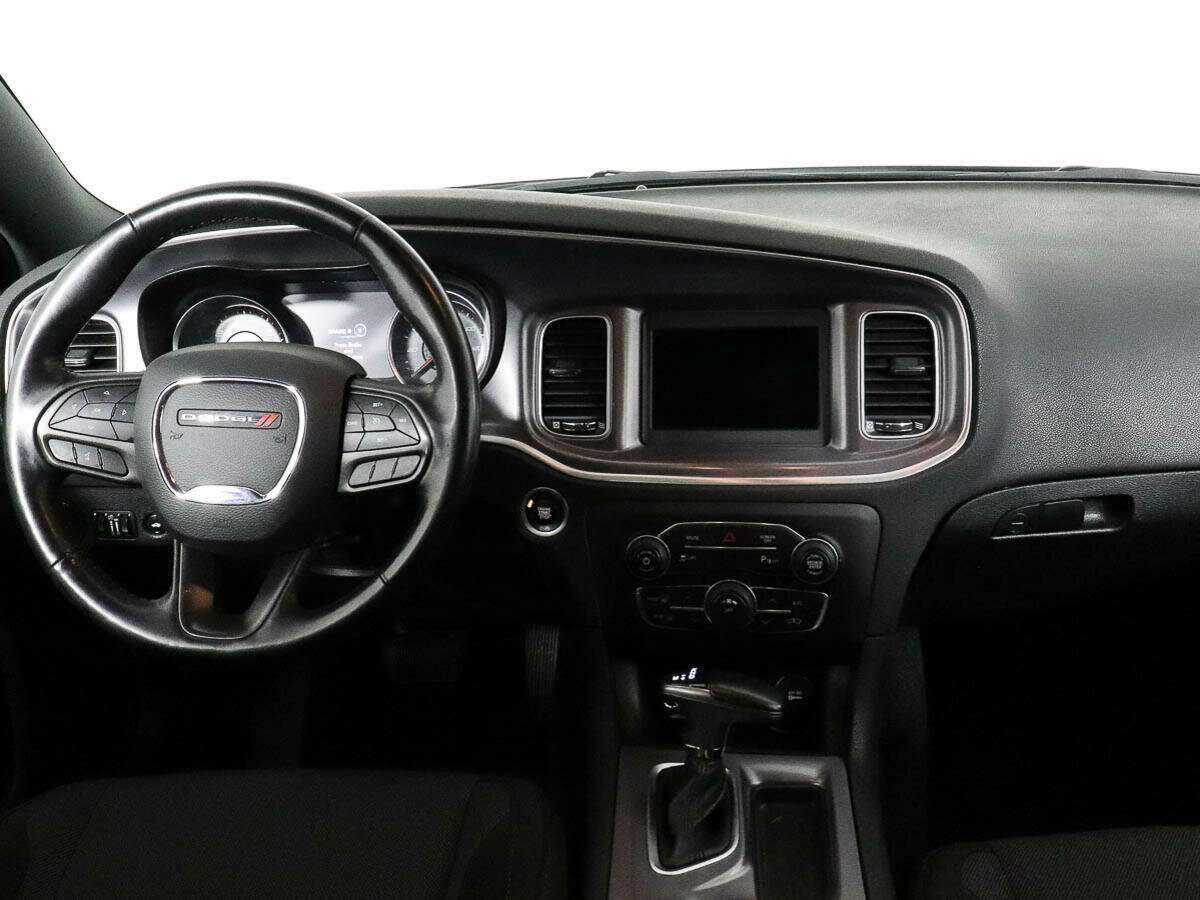 Dodge Charger, 2020 Фото №10