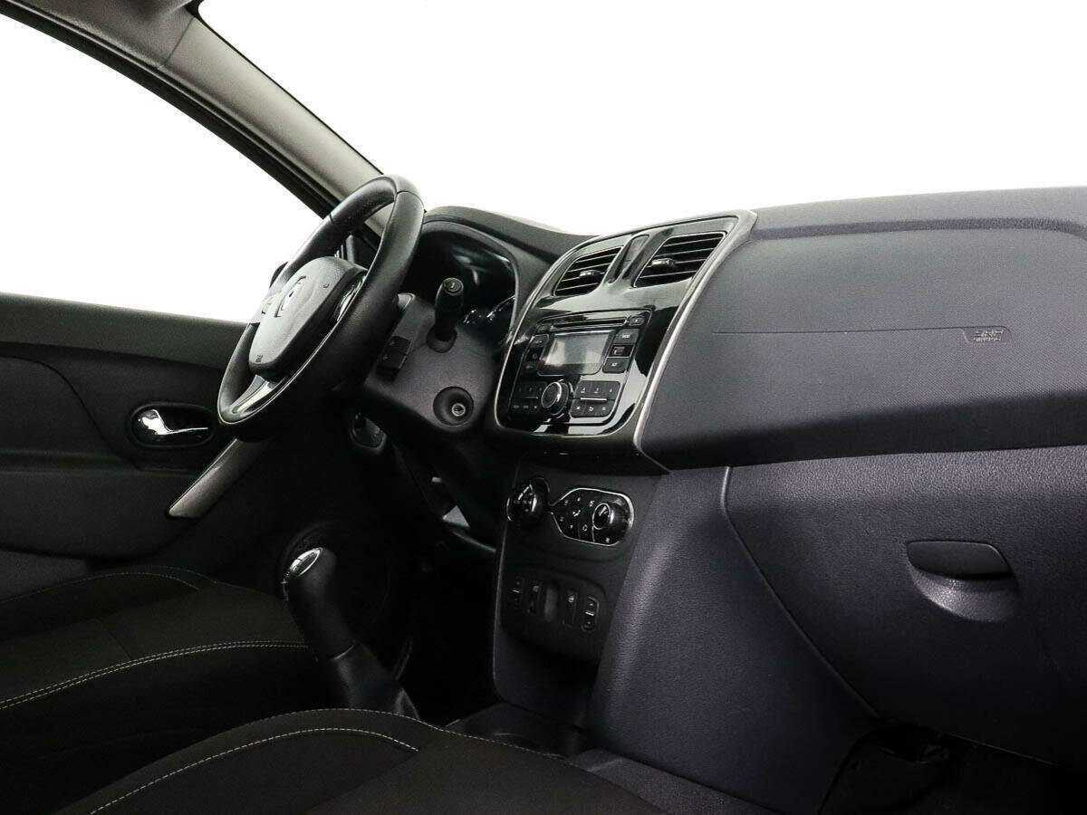 Renault Sandero, 2015 - 124 000 км. | Фото №7