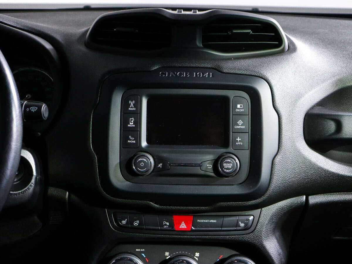 Jeep Renegade, 2017 Фото №12