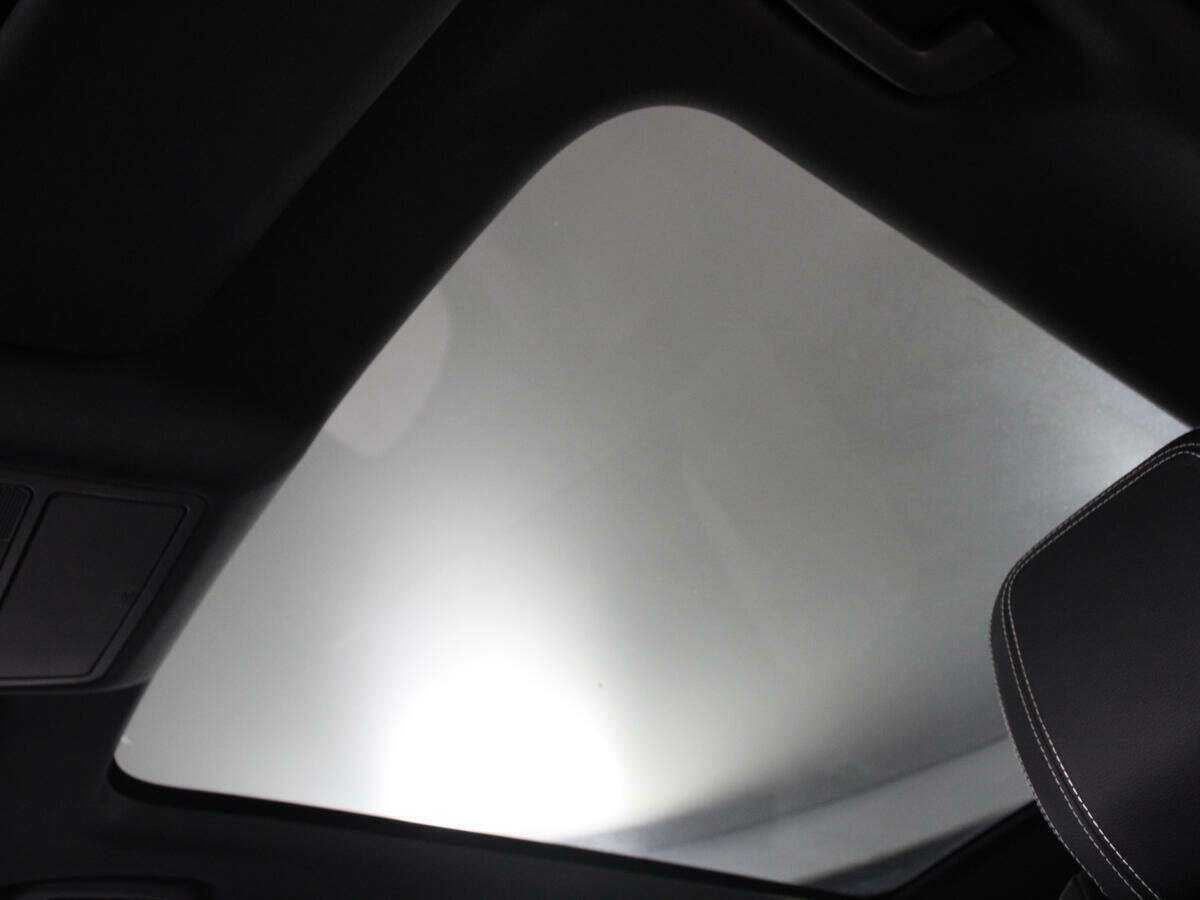 Jaguar F-Pace, 2017 Фото №22