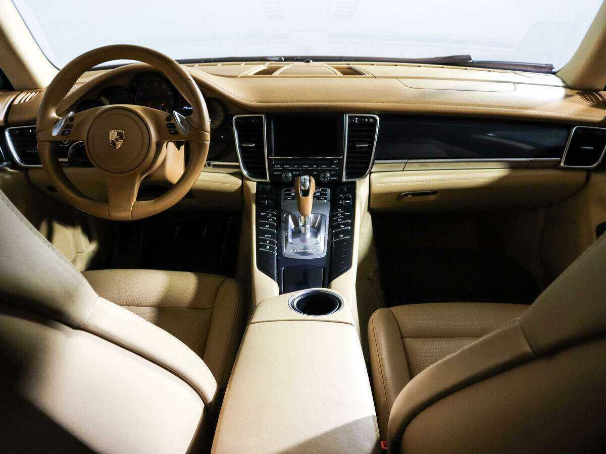 Porsche Panamera 4, 2013 Фото №10