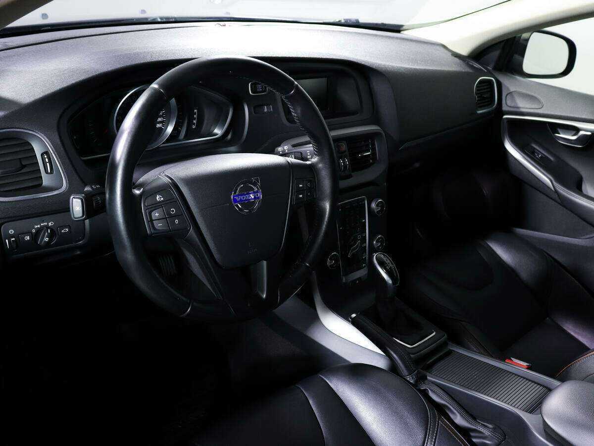 Volvo V40 Cross Country, 2014 Фото №12