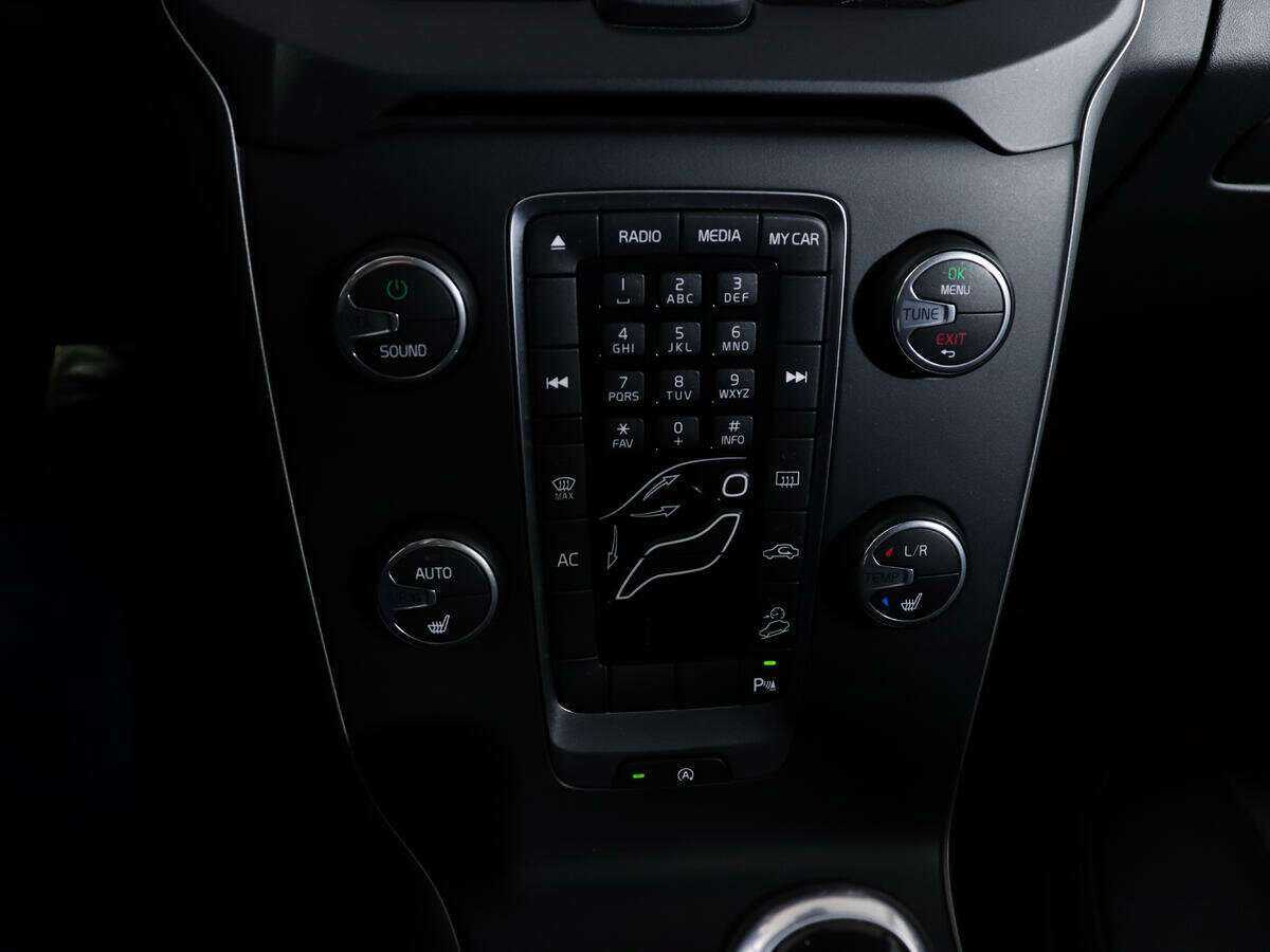 Volvo V40 Cross Country, 2014 Фото №18