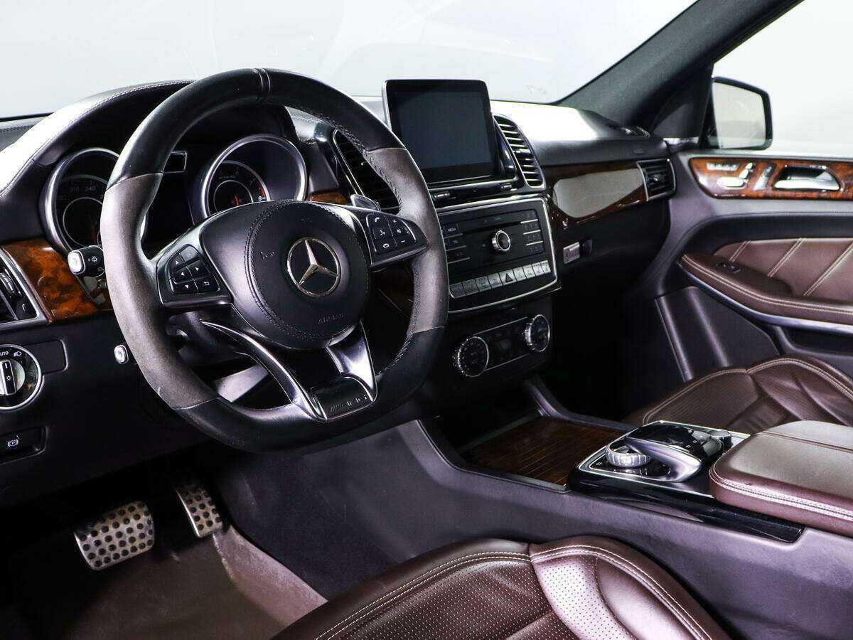 Mercedes-Benz GLS AMG 63 AMG, 2016 Фото №10
